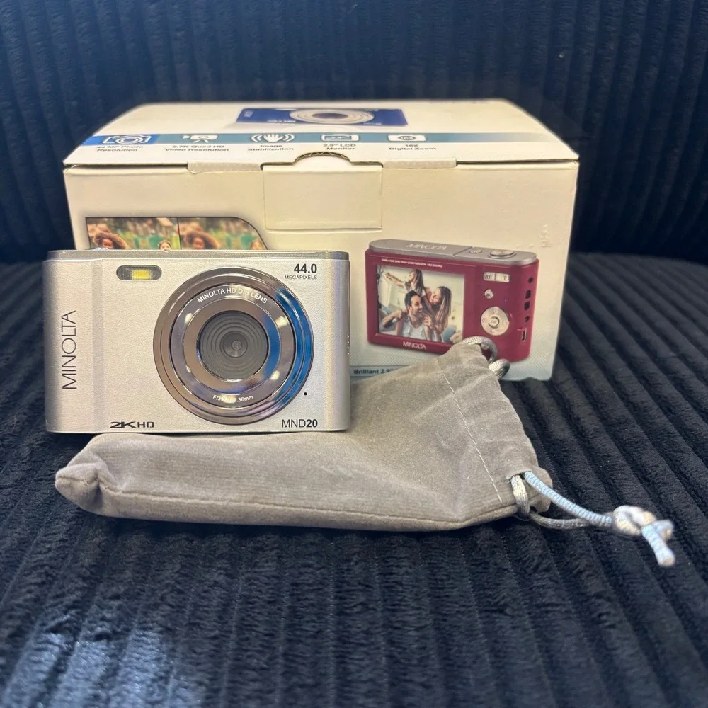 Minolta MND20 Digital Camera 44MP 2.7K Quad HD 16x Zoom Silver with Box & Pouch